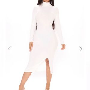 BNWT. FASHION NOVA. Happy Hour Feels Midi Dress